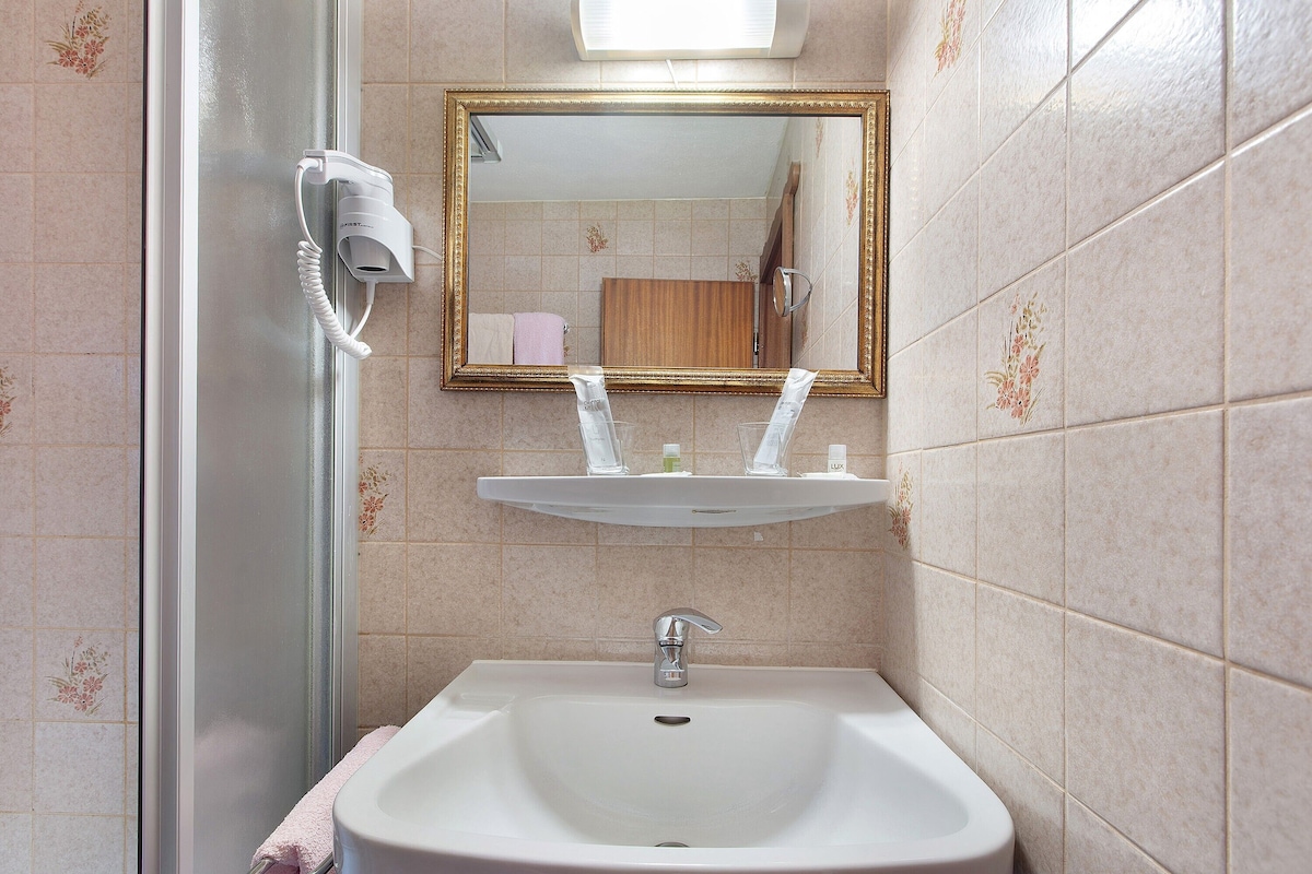 Hotel Bären- drei Sterne - Doppelzimmer 8 6