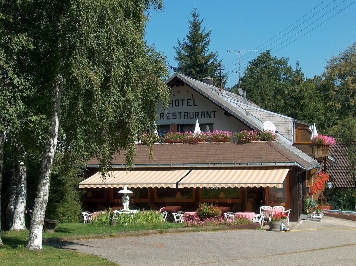 Hotel Bären- drei Sterne - Doppelzimmer 8 4